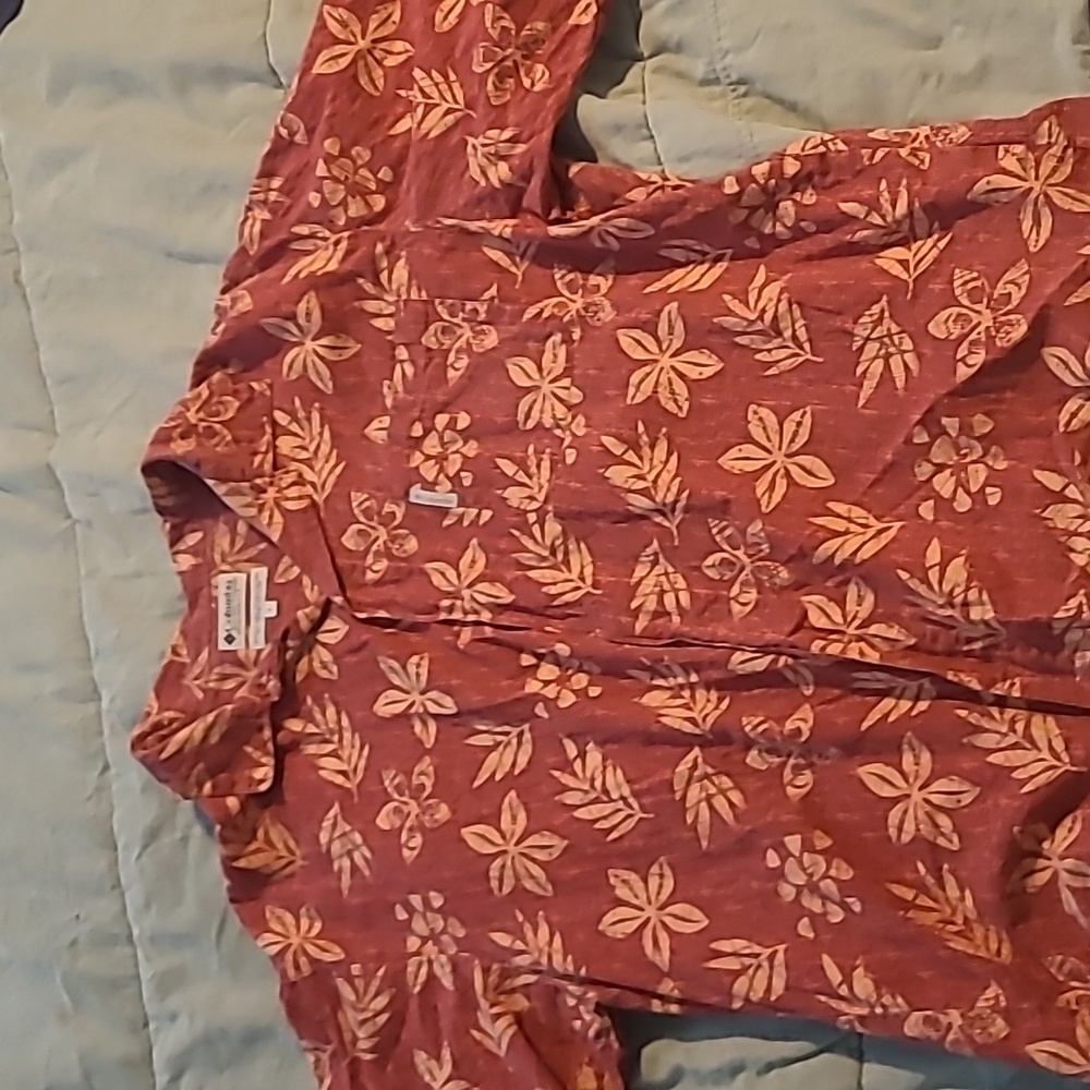 XL Columbia Hawaiian shirt red